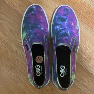 Shoe